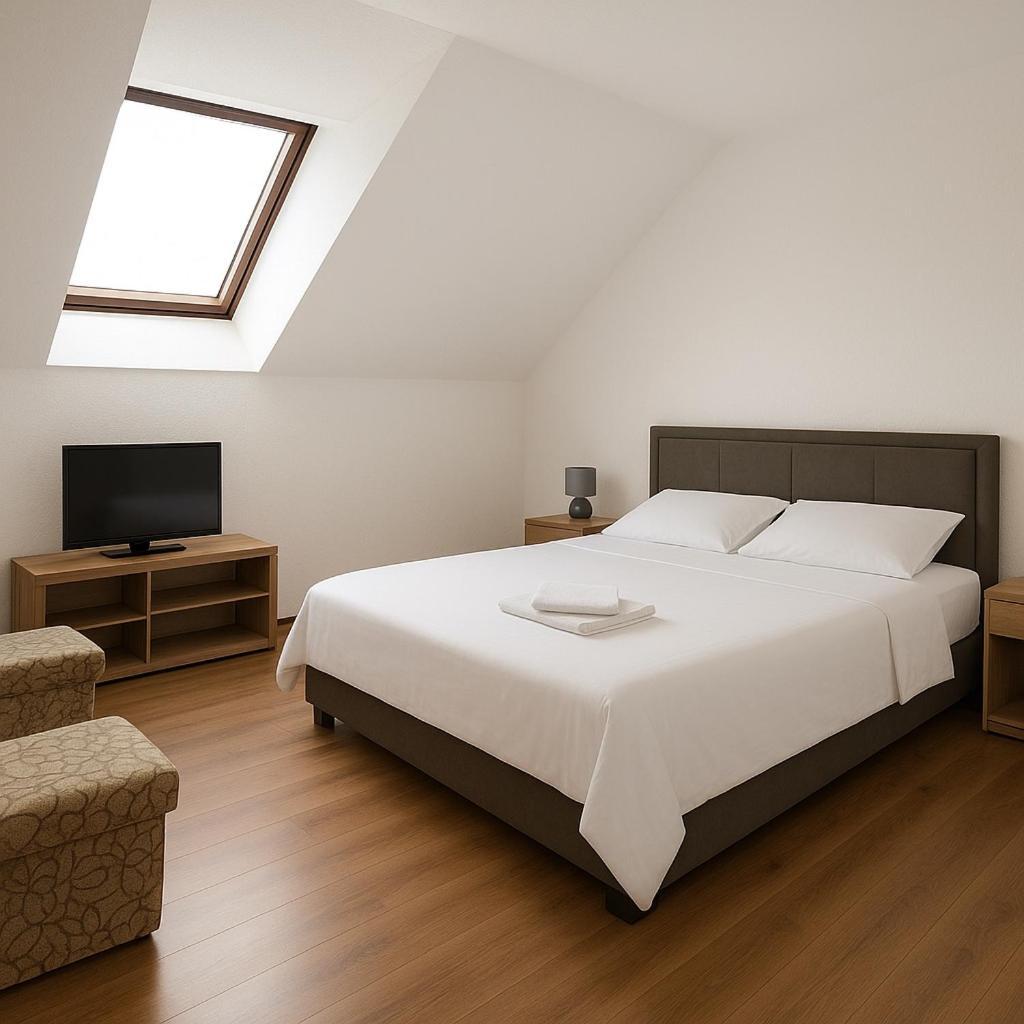 Apartment And Rooms D&J Žabljak 外观 照片